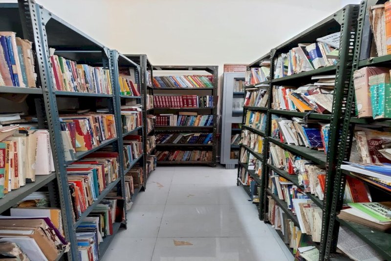 LIBRARY